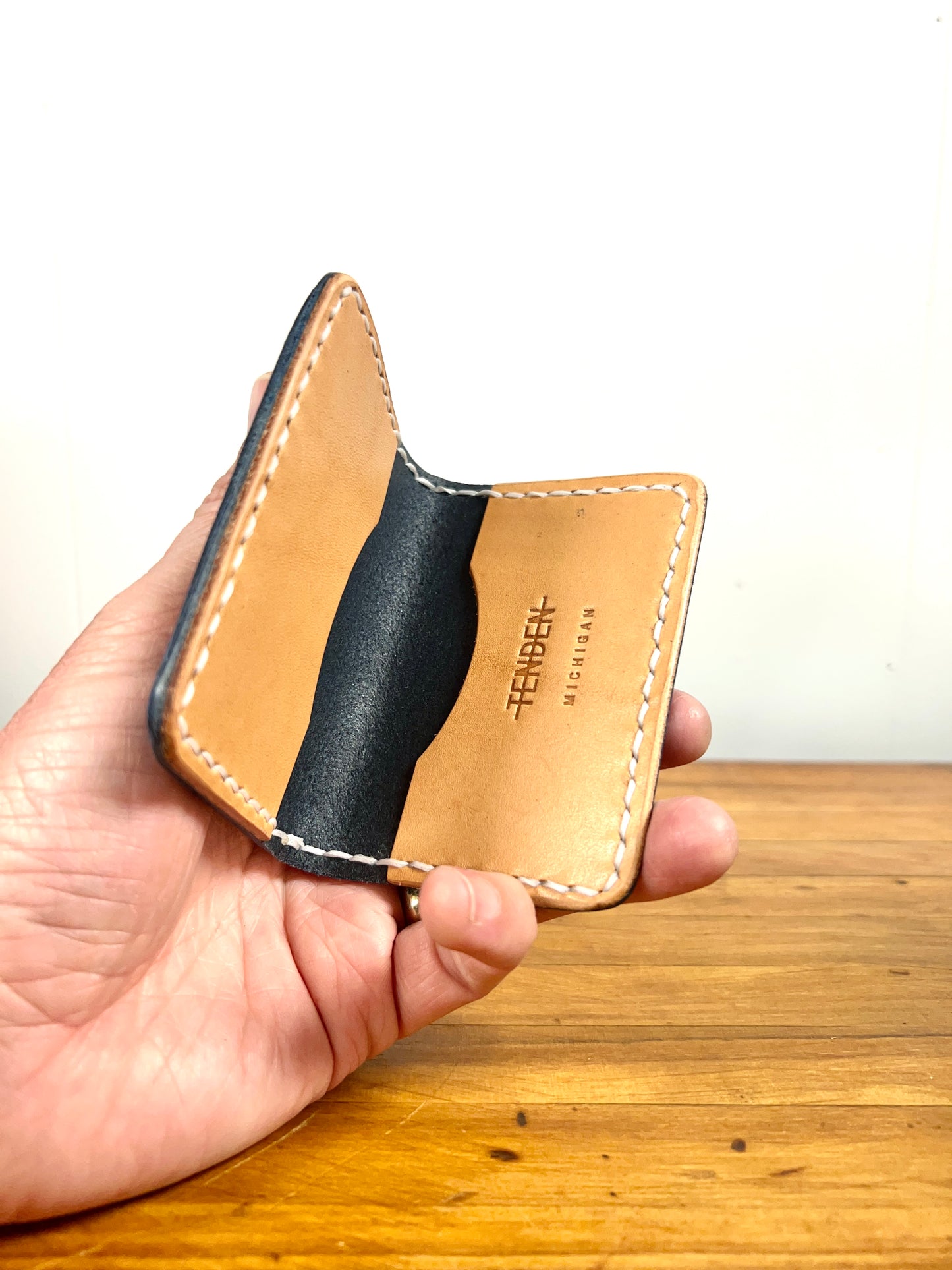 Bifold Cardholder Navy/Natural