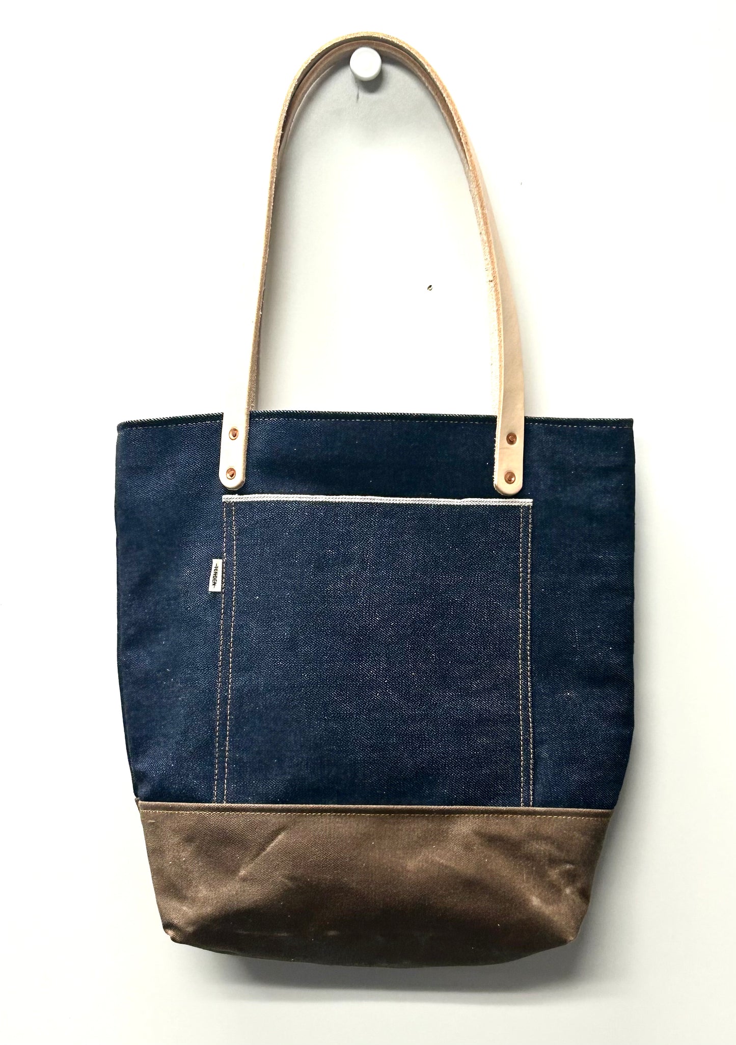 Standard Tote
